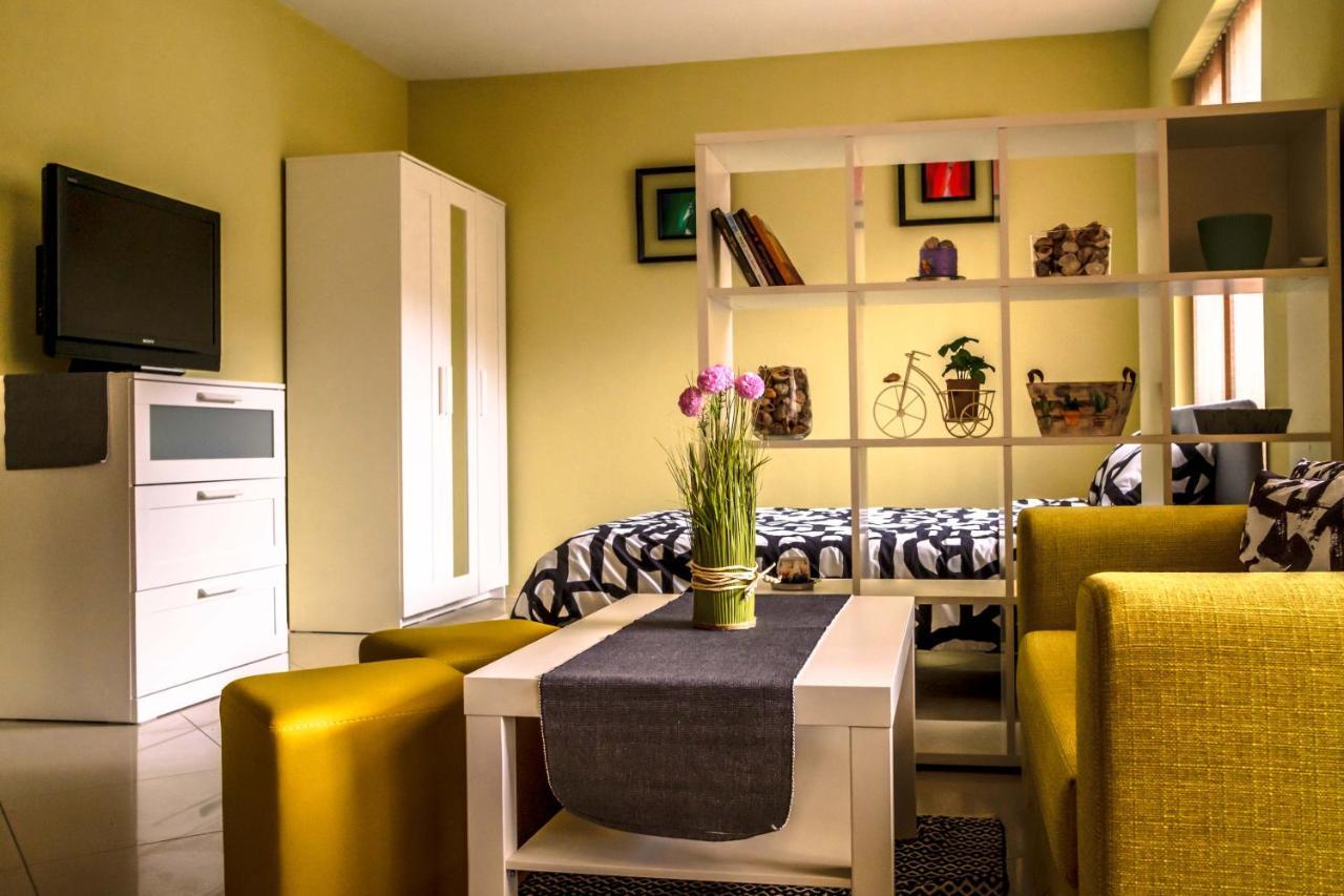 Semiramida Central Studio Varna Extérieur photo